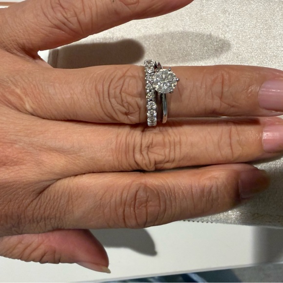 Costco Diamond and platinum eternity ring size 5 - Picture 2 of 5